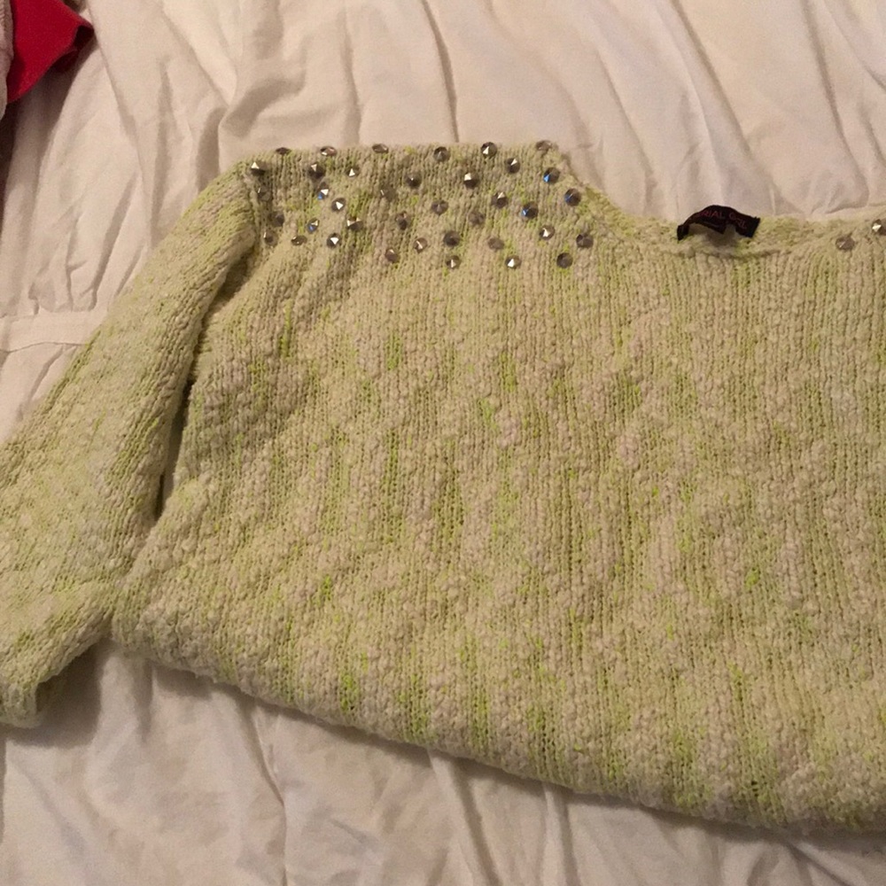 Light green sweater